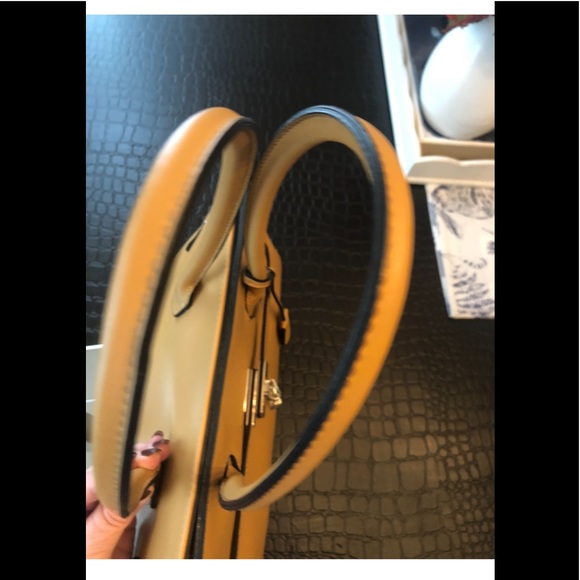 Large Handbag Designer Inspired Lock & Key - Picture 7 of 11